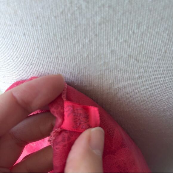 Vintage Pink Hombre Dyed Vanity Fair Chantilly Lace Slip - Size 38 Large - Picture 8 of 10
